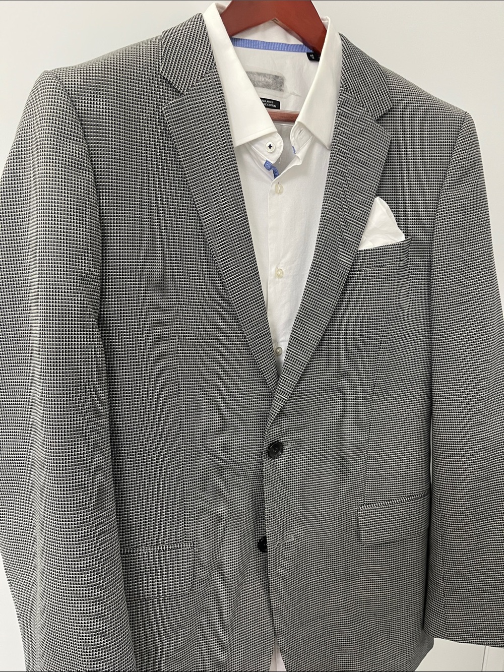 Hugo Boss Halsey2 size 42L US. 58% Wool, 32% Cotton. EUC - Picture 3 of 16